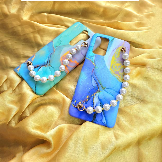 Green & Blue Marble Pattern Pearl Chain Mobile Cover