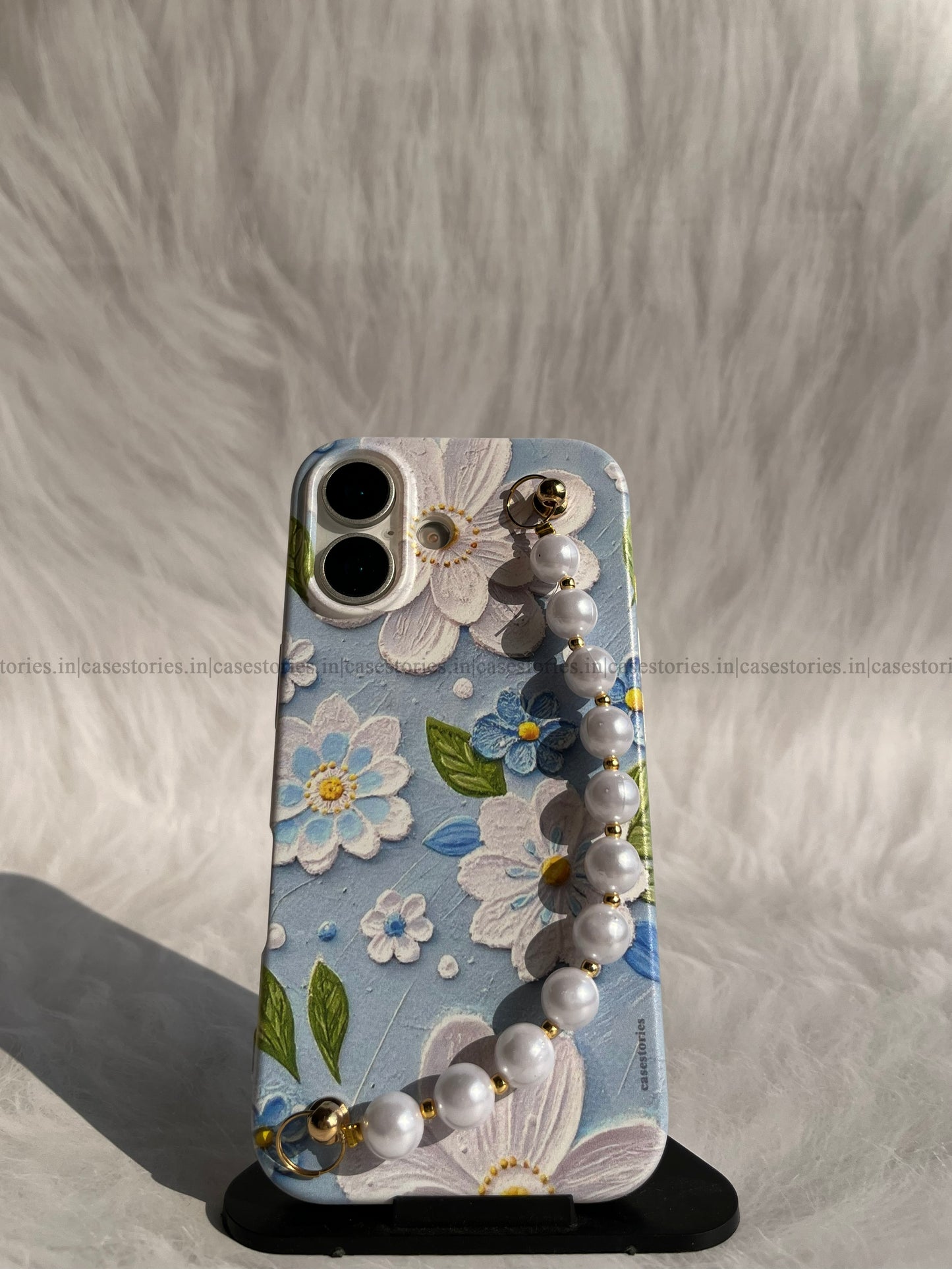 Spring Sky Blooms Chain Case