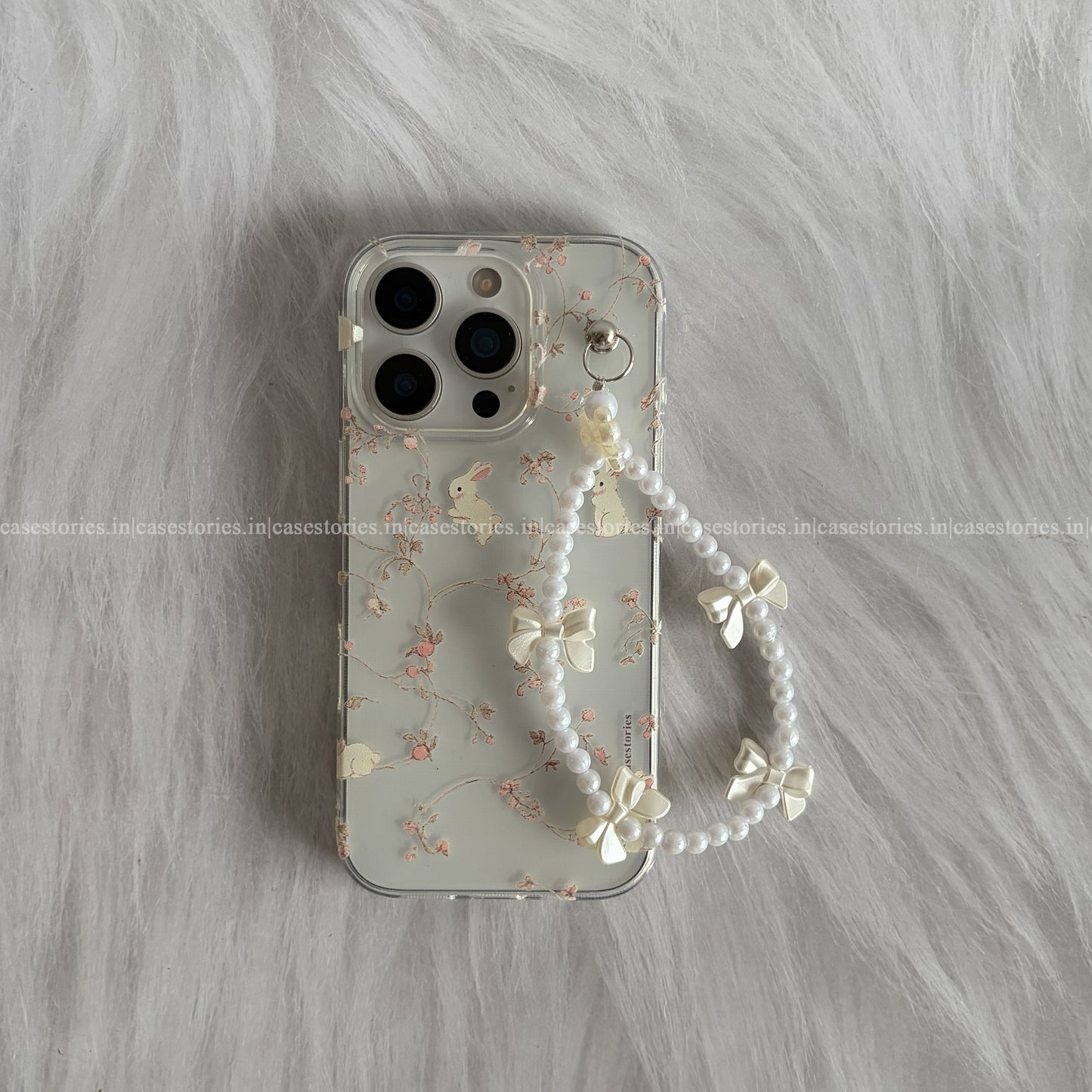 Petal Bunny Transparent Chain Case