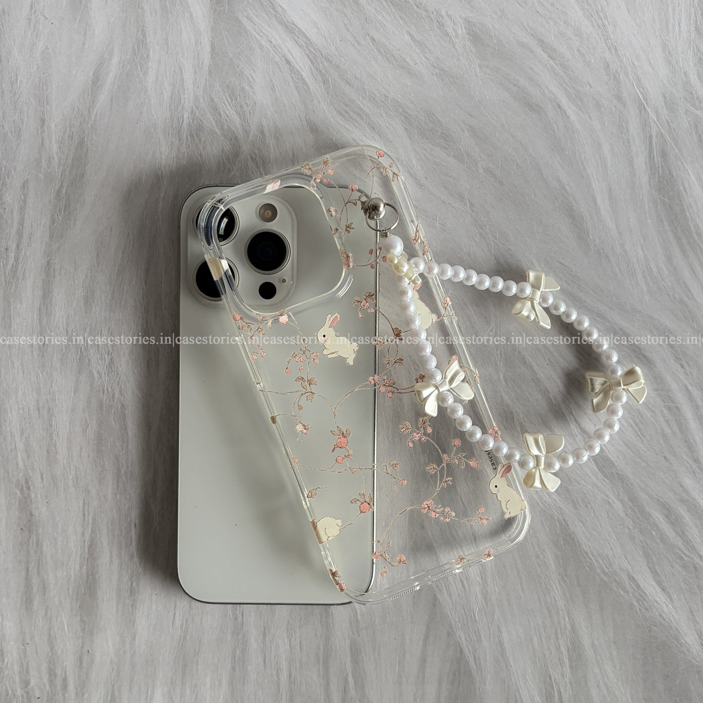 Petal Bunny Transparent Chain Case