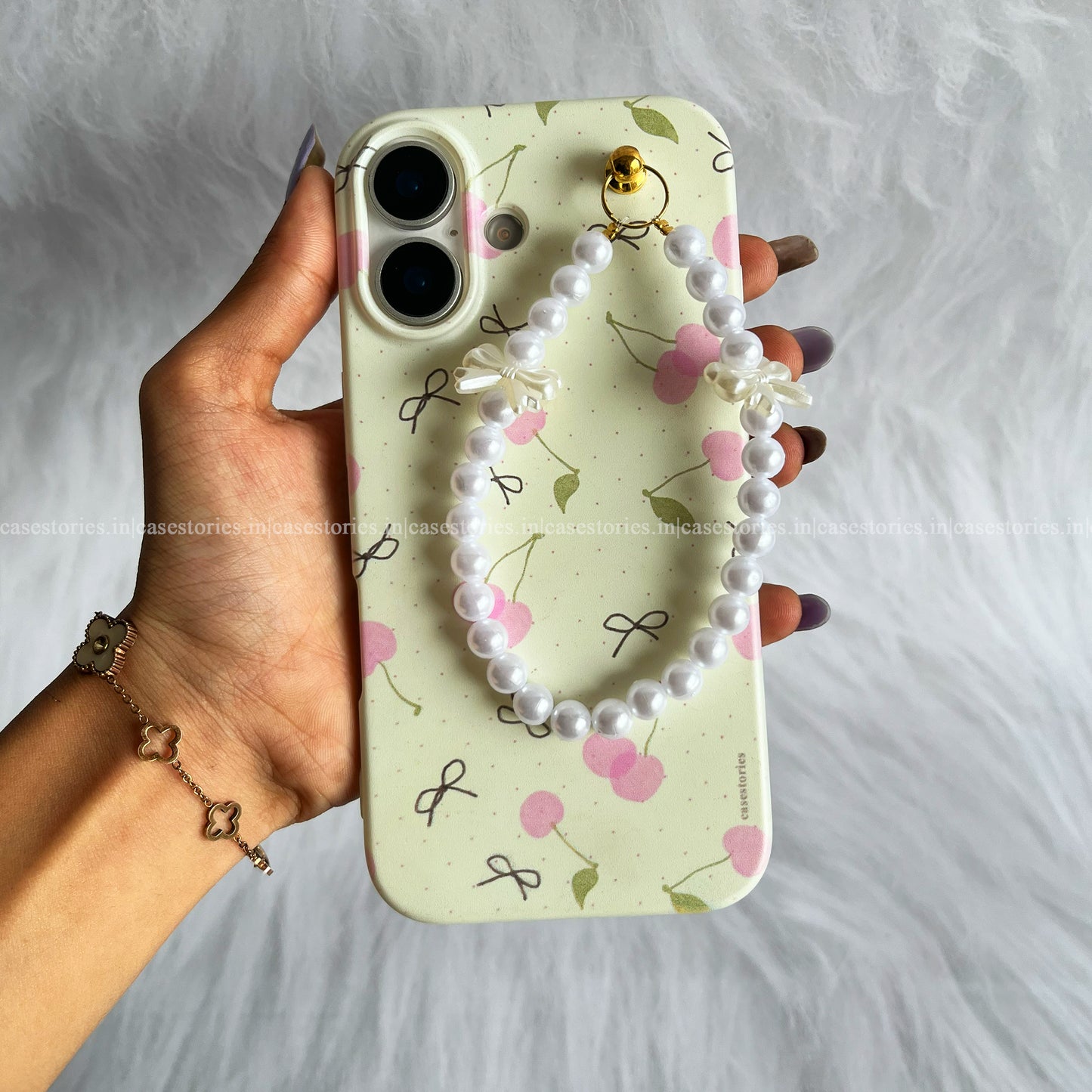 Cherry Bow Garden Chain Case