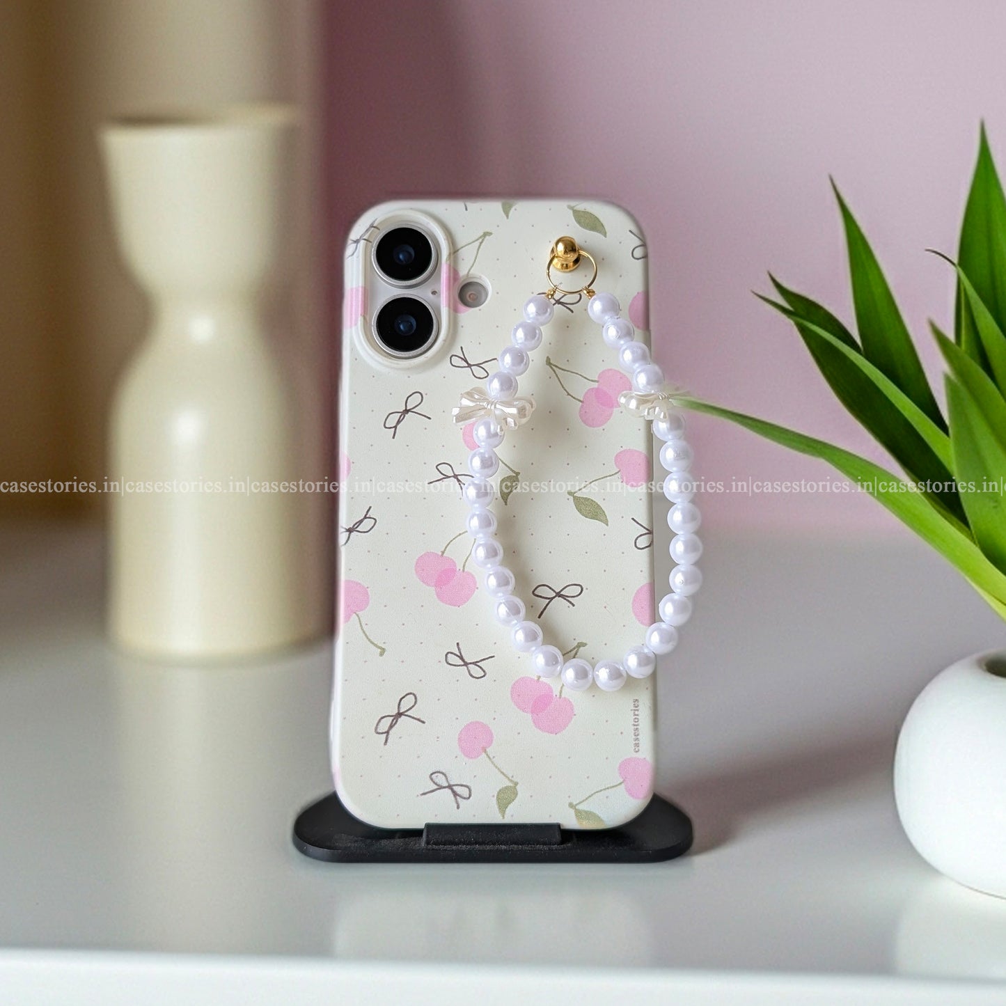 Cherry Bow Garden Chain Case