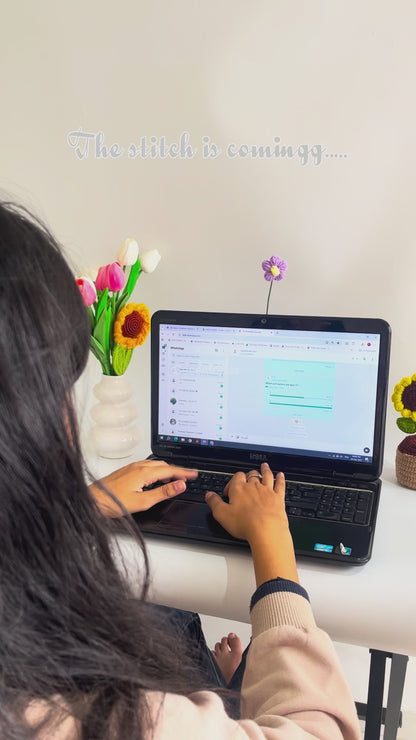 FLOADABLE™ Laptop Stand